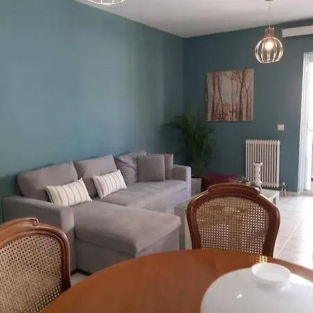 02 - Spacious At The Heart Of The City Διαμέρισμα